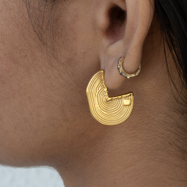 Clara Golden Earrings