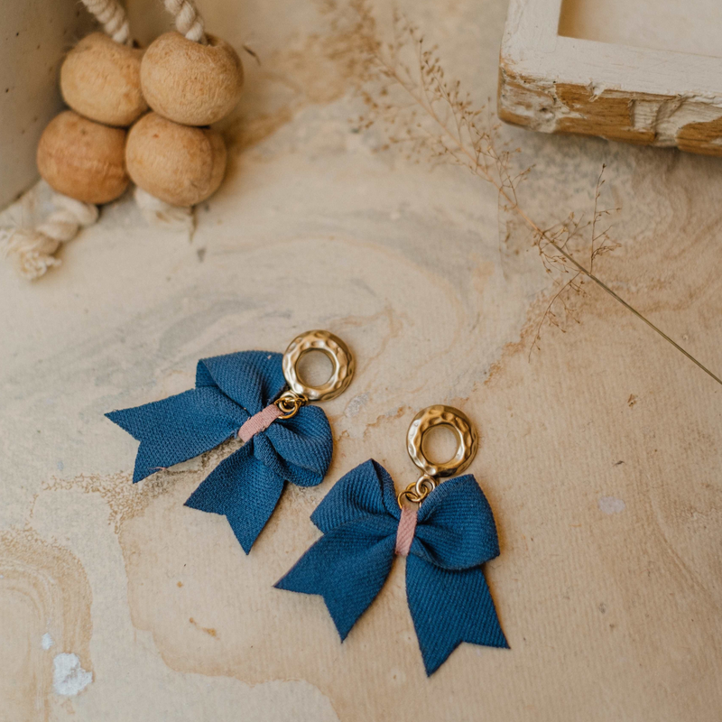 Bow-Licious Blue Earrings